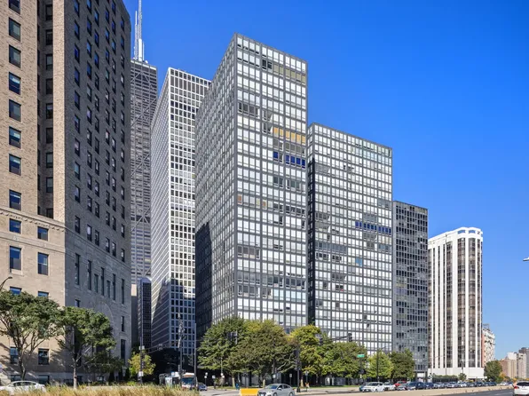 (undisclosed Address), Chicago, IL 60611