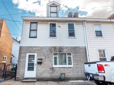 917 Penn St, Pittsburgh, PA, 15215