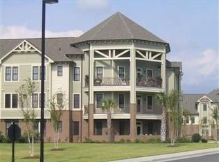 648 Village Park Dr UNIT 202, Wilmington, NC 28405