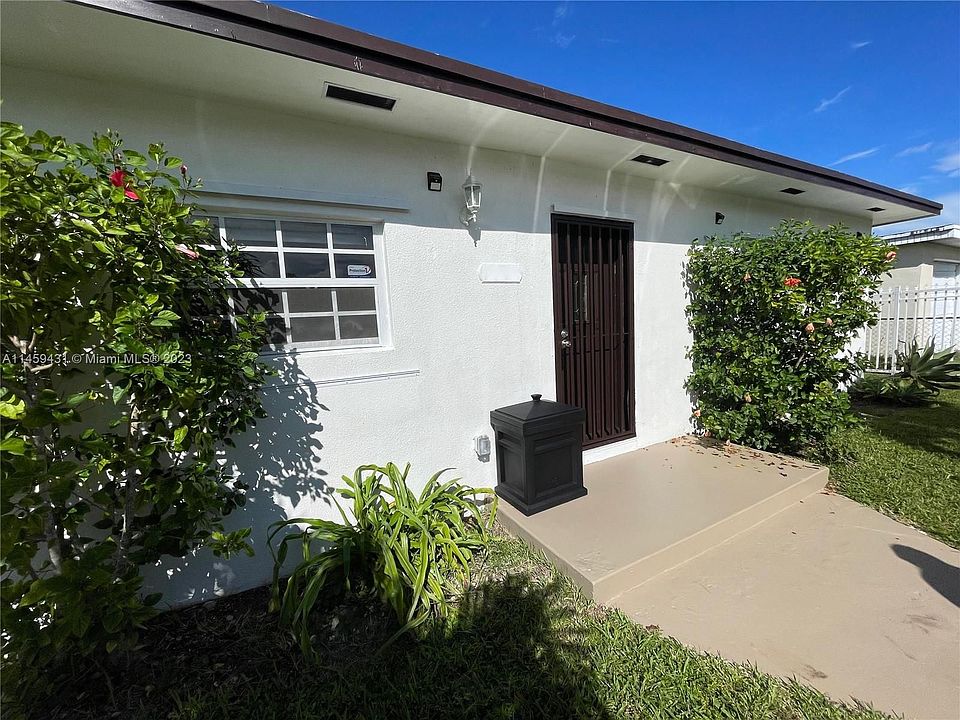 1st image of 12520 W Randall Park Dr #1