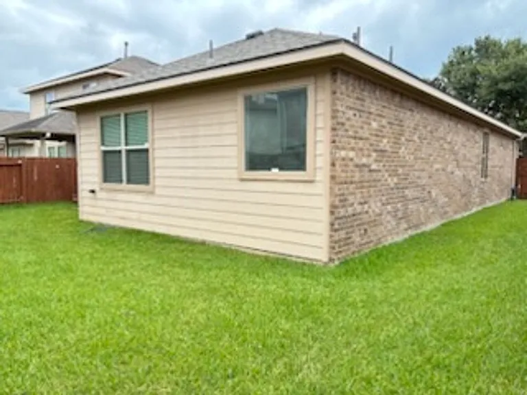 7042 Windy Run Ct — Photo 30