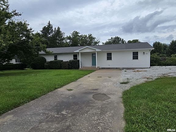 2nd image of 802 W Main St