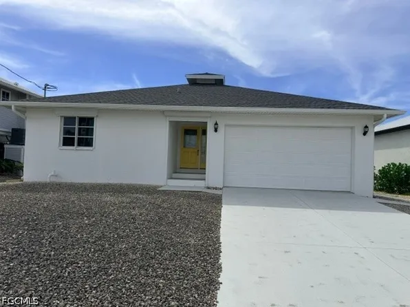 2311 Sycamore St, Saint James City, FL 33956