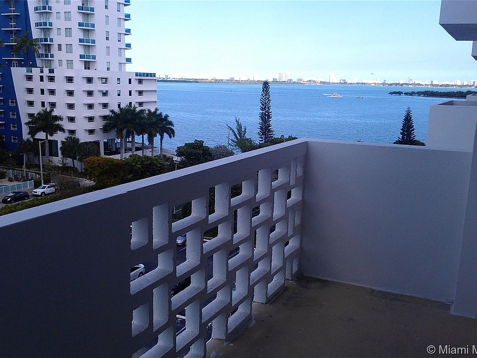 1st image of 2121 N Bayshore Dr APT 703