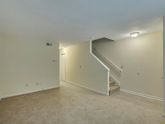 4th image of 308 Crestview Dr APT B