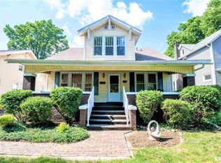 825 Park Ave, Pekin, IL