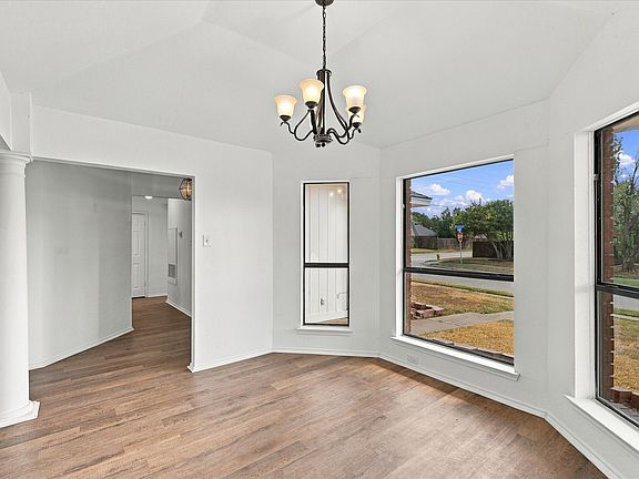 3rd image of 648 Coats St