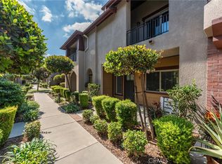 707 S Azusa Ave APT B, Azusa, CA 91702
