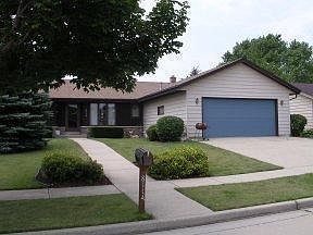 1st image of 8114 62nd AVENUE