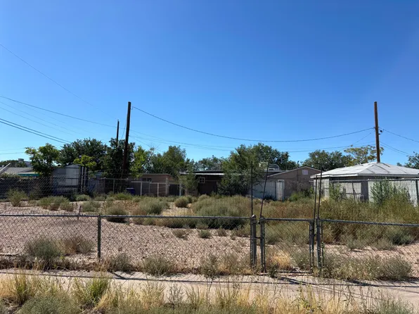 714 Summer Ave NW, Albuquerque, NM 87102