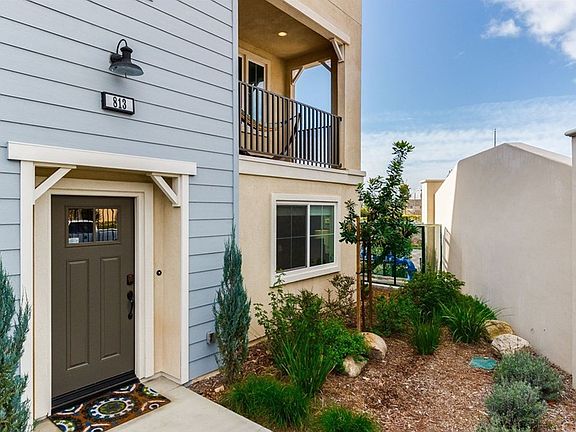 4th image of 813 Seville Ln