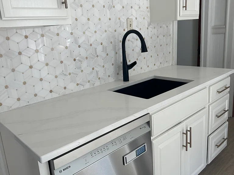 Kitchen - Angle 3