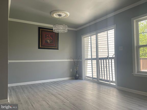 5th image of 775 Monet Dr