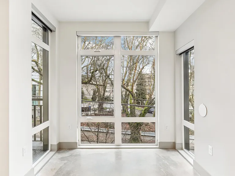 Broadcast Apartments — Photo 71