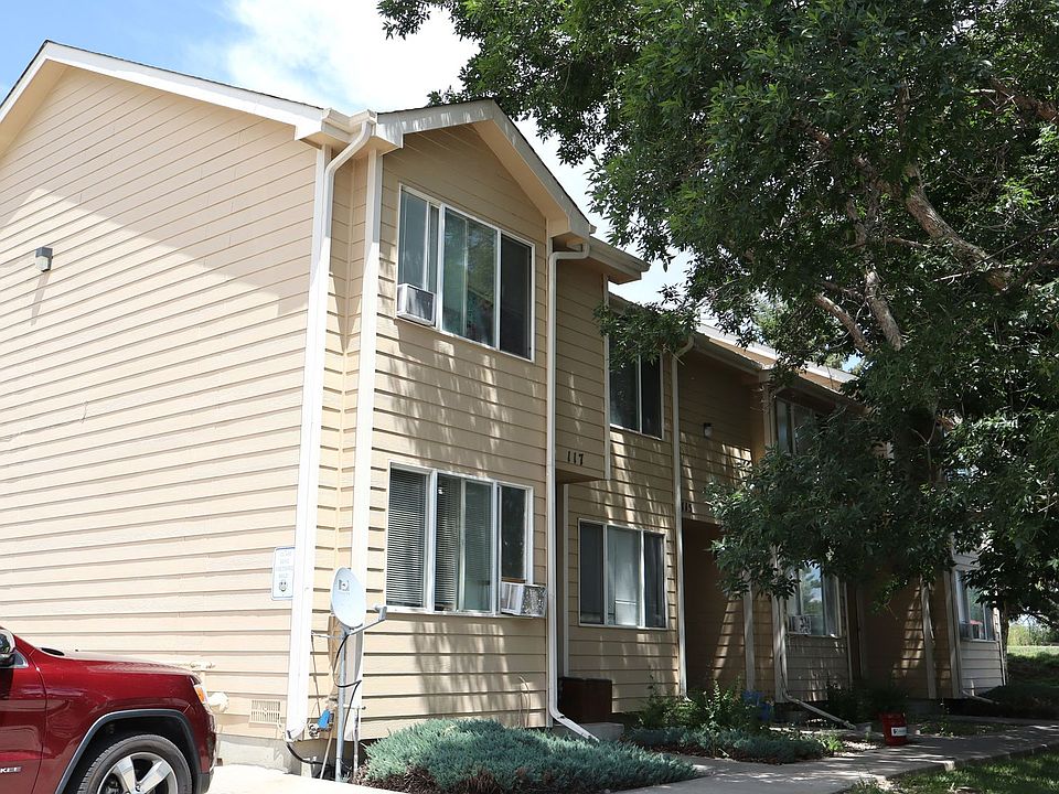 1st image of 111 W 47th Pl #111