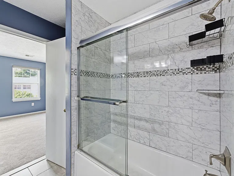 10703 Campus Way S — Photo 17