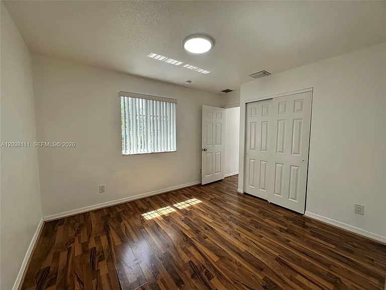 324 NE 3rd St #D — Photo 30