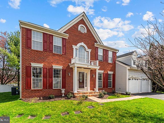 2nd image of 47435 Courtney Ln