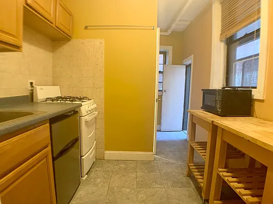 Rented by Corcoran | media 25