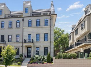 469 Aurora Ave #469, Naperville, IL 60540