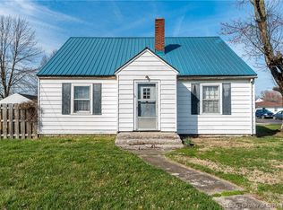 90 Park Dr, Scottsburg, IN