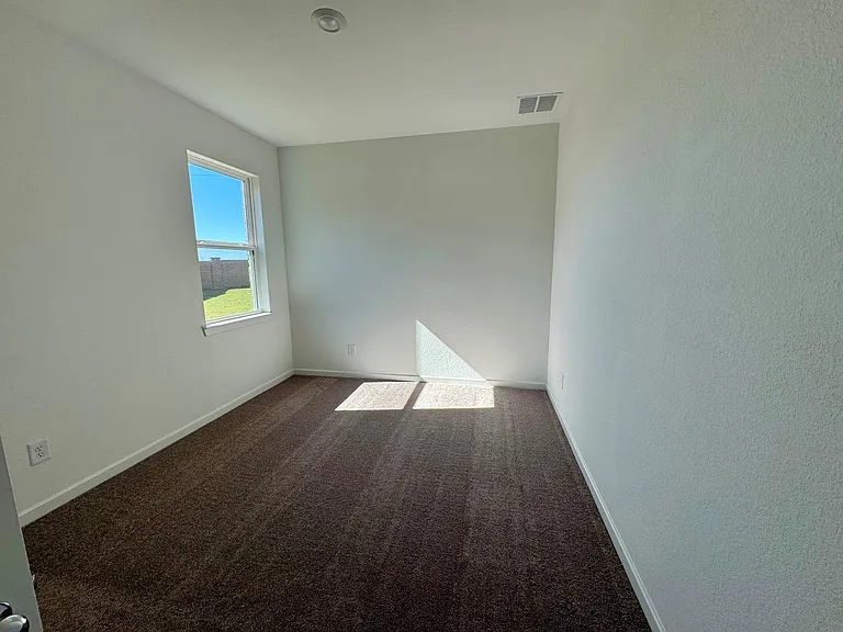 9743 Lucky Knot Ln — Photo 6