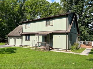20 Country Club Rd, Terra Alta, WV 26764