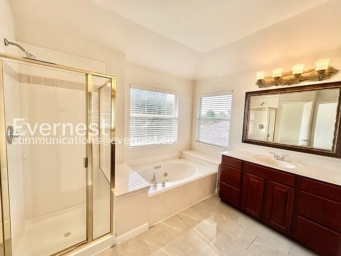 6458 Riverside Dr — Photo 10