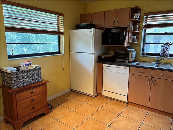 4th image of 6080 N Sabal Palm Boulevard #301