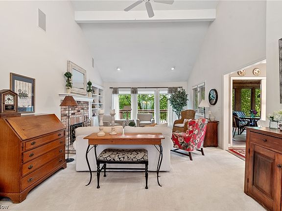 2nd image of 509 Dogwood Ln