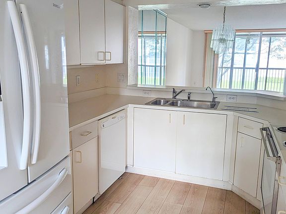 4th image of 7638 Trent Drive #202