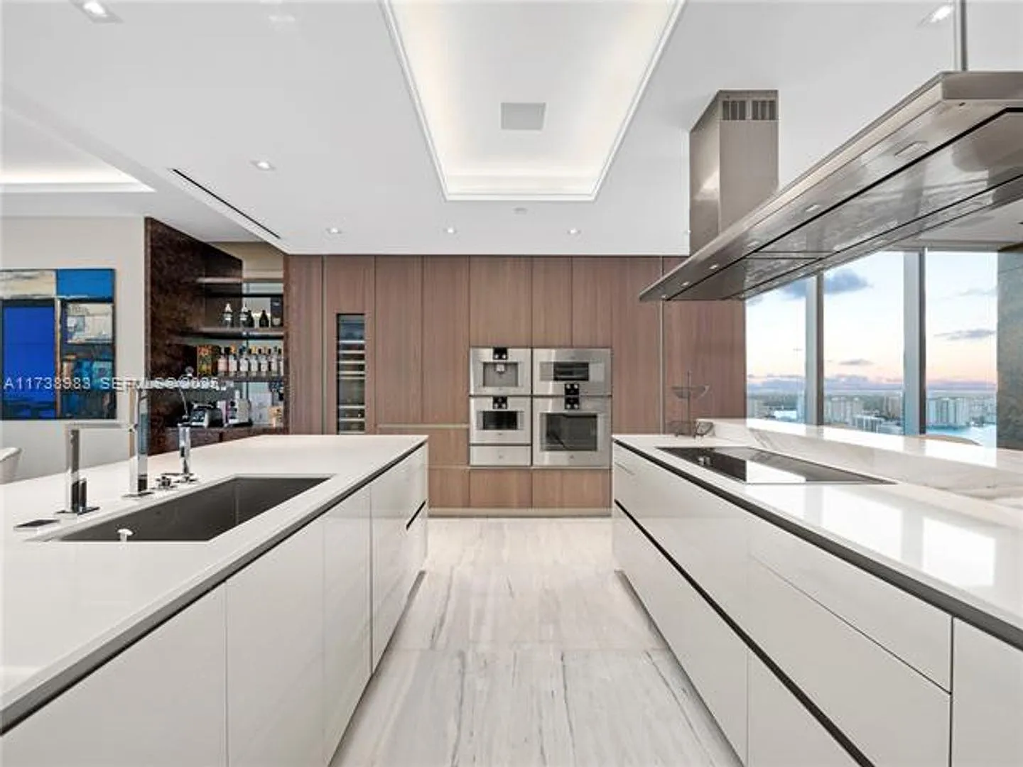 18501 Collins Ave cu-2704, Sunny Isles Beach, FL 33160 — Photo 1