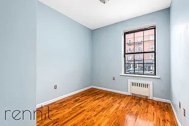 Rented by Rennit Inc.