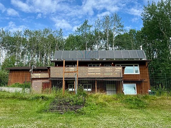 3rd image of 1569 La Rue Ln