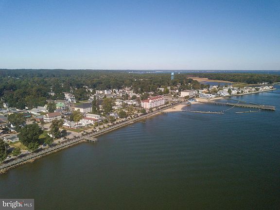 3rd image of 8832 Bay Ave