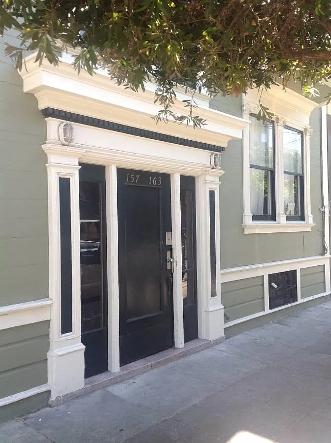3 bed, 1.5 bath, $6,595 — Photo 2