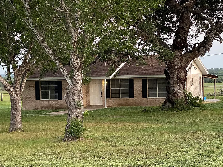 FM 1465 — Photo 22