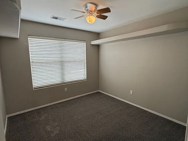 2526 Tuscan Hills Ln — Photo 23