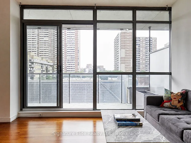 281 Mutual St #608 — Photo 4