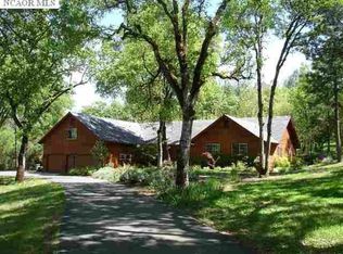 16471 Wolf Meadows Dr, Grass Valley, CA 95949