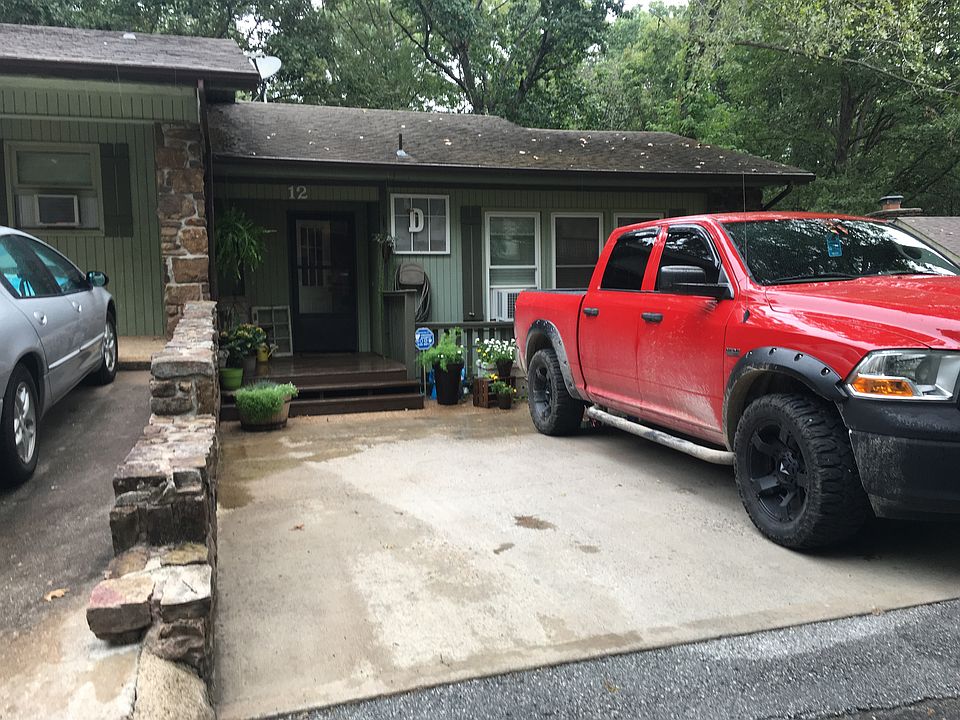 1st image of 12 Victoria Ln