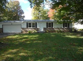 3940 Niles Carver Rd, Mineral Ridge, OH 44440