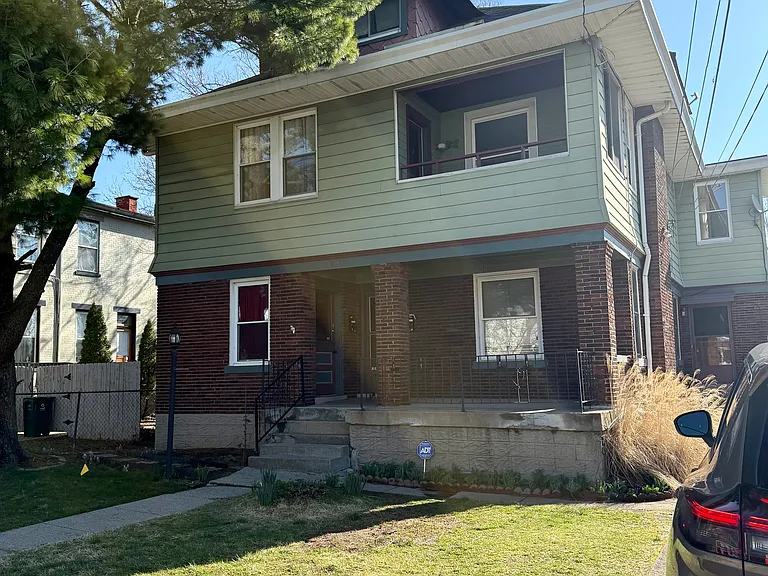 1044 Academy Ave #1 — Photo 9