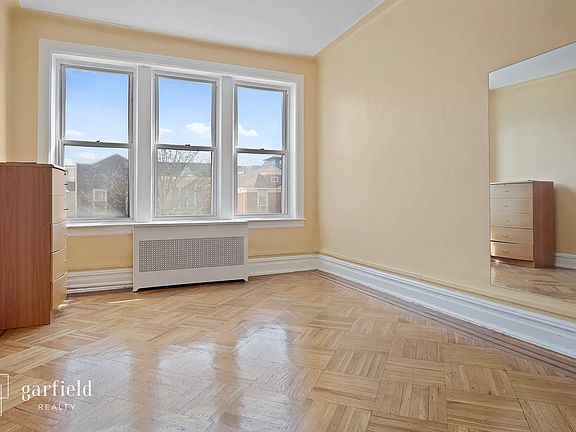 2nd image of 62 Lake St #1