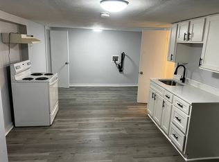 88 Cross St, Southbridge, MA 01550