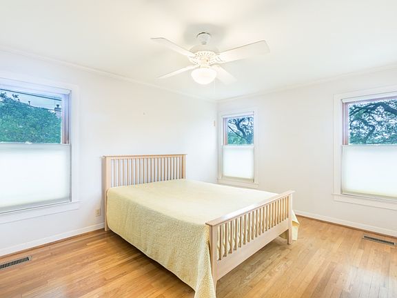 4th image of 1201 Woodland Ave #A