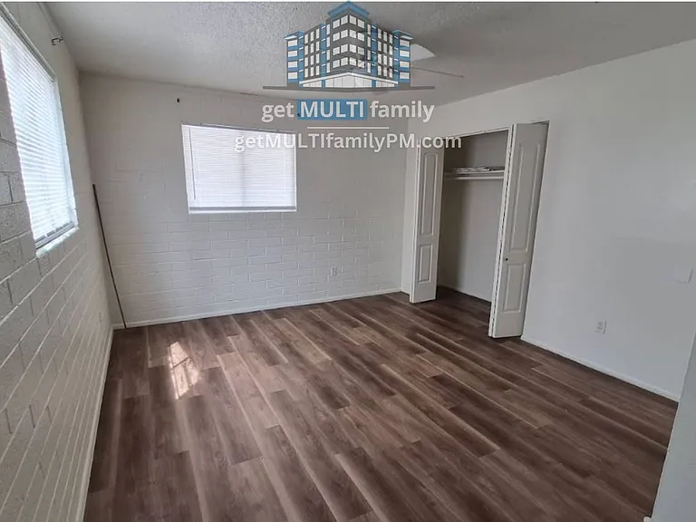 8407 E Coronado Rd #4 — Photo 16