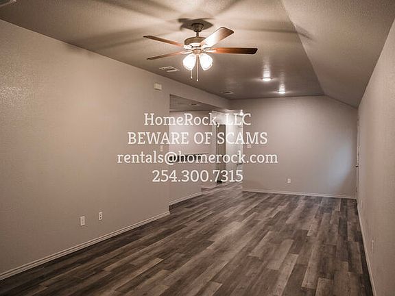 3rd image of 3215 Stonewall Dr #B