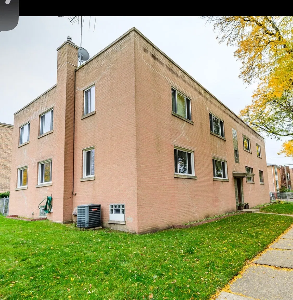 2 bed, 1.5 bath, 1008 sqft, $2,200 — Photo 1
