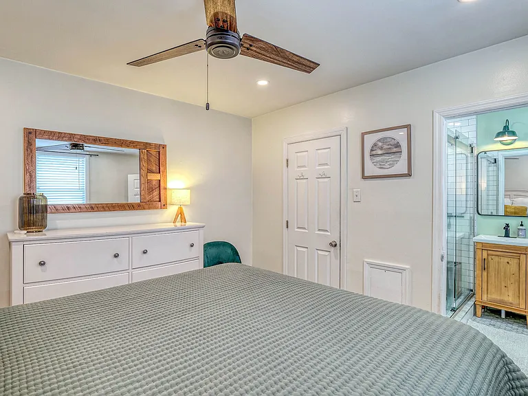 117 Newport Ct #1A — Photo 8